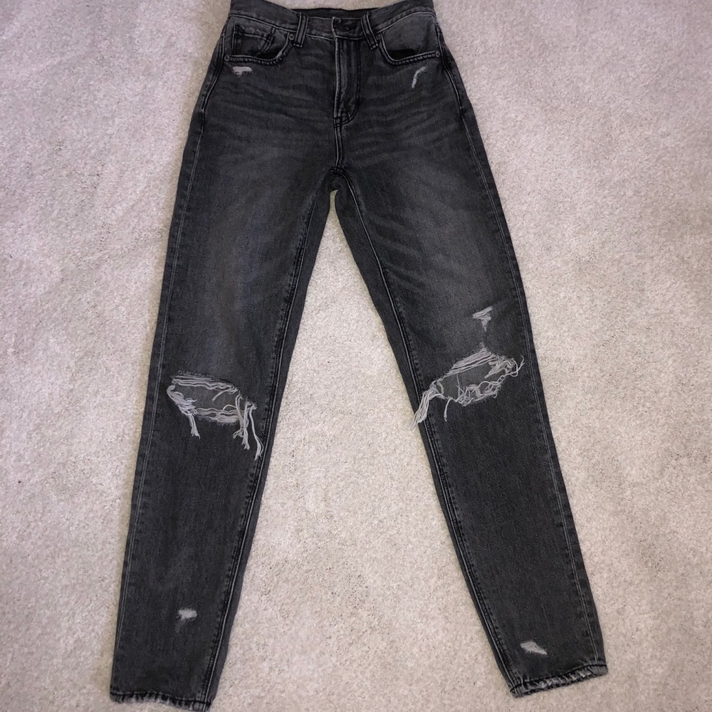 American Eagle grey/black distressed mom jeans